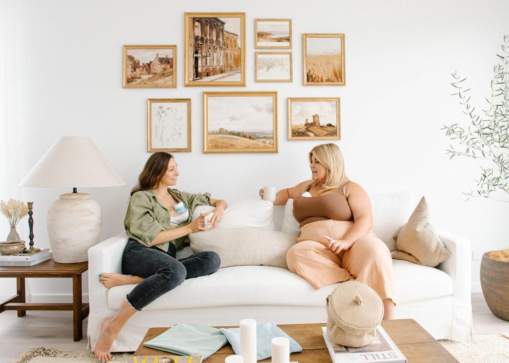 werable breast pump mums having a chat